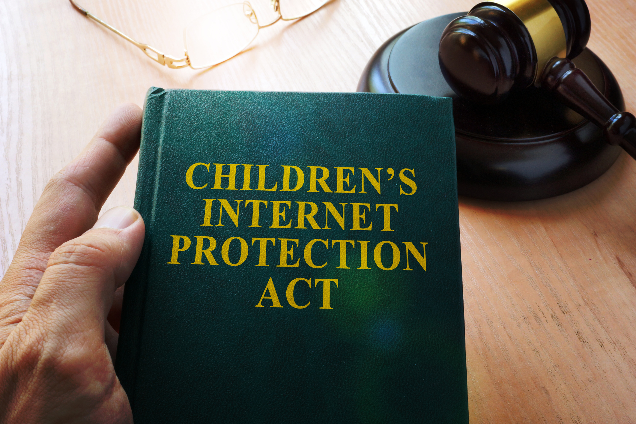 Groups Ask Congressional Leaders To Act To Protect Kids Online ...